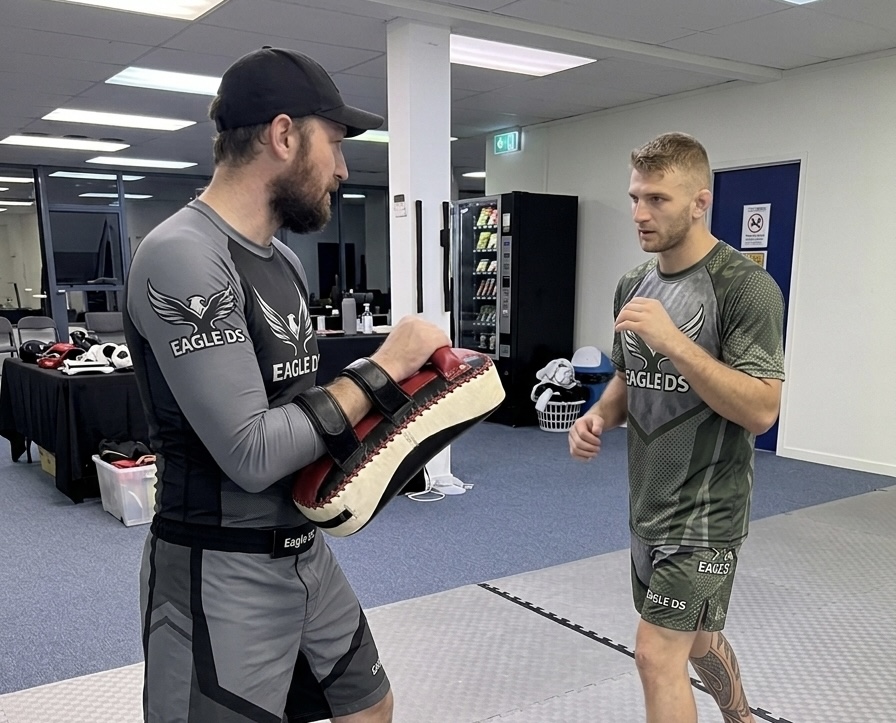 Eagle DS Striking Class — pad work